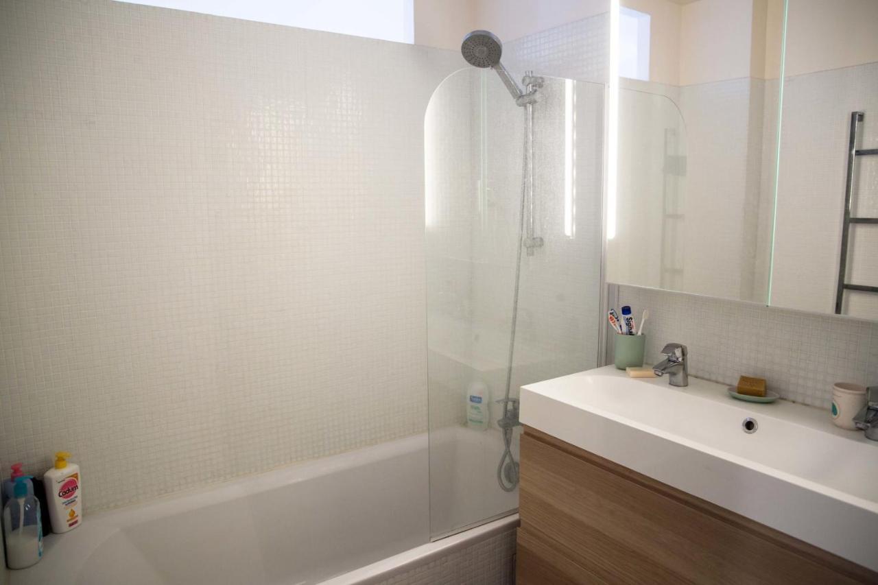 Spacious Near Canal Saint Martin Appartamento *