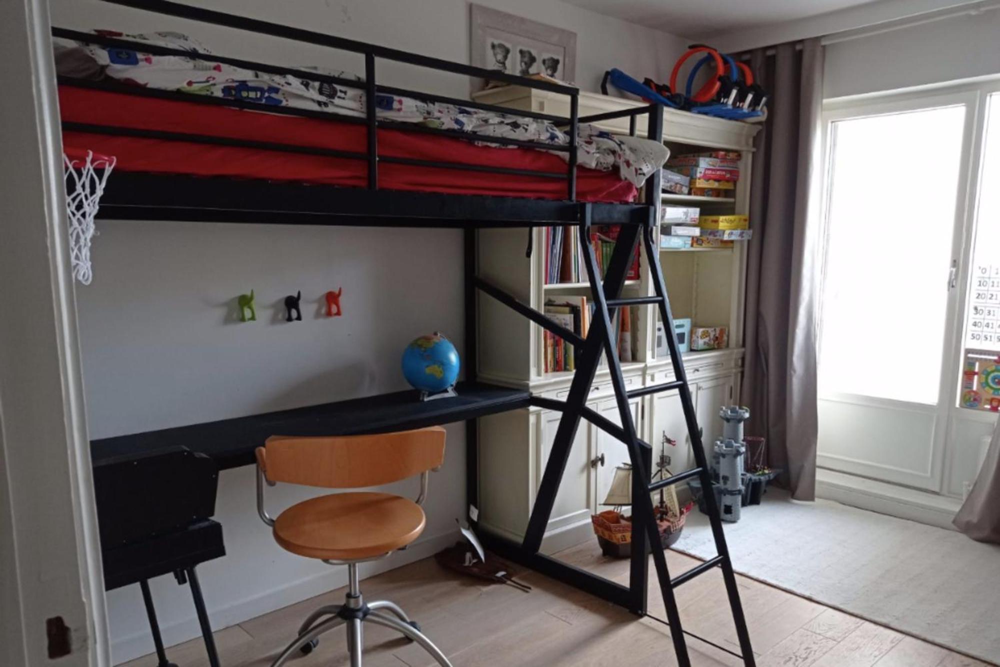 Spacious Near Canal Saint Martin Parigi